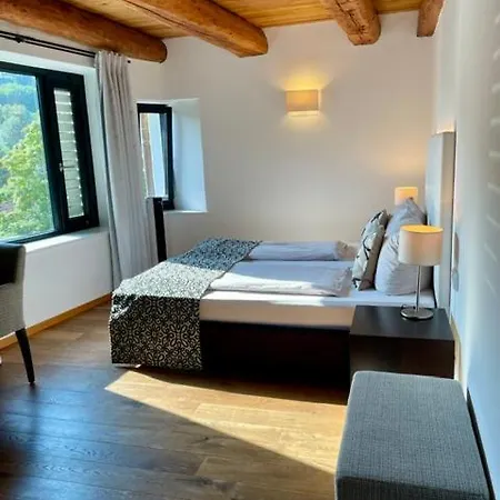 Hardthaus Gaestezimmer فندق *